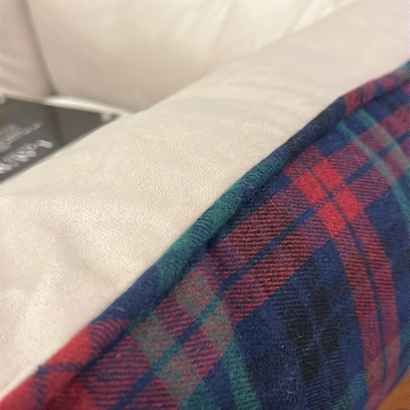 Ralph Lauren Deluxe Pet Bed Dog Cat new 24”x20”x10” Holiday Plaid Christmas - Picture 9 of 15